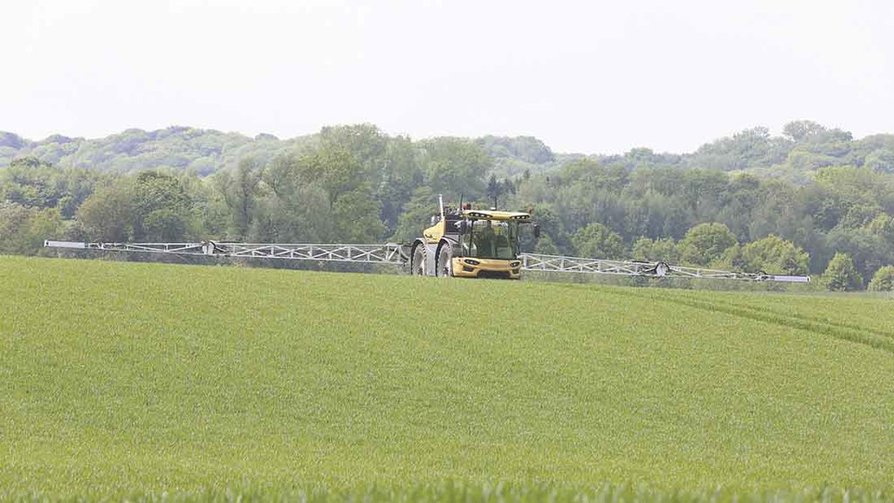 100217 P100liquidgranular fert feature Challenger Rogator Main